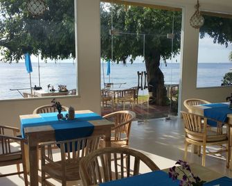 Nalini Resort - Abang - מסעדה