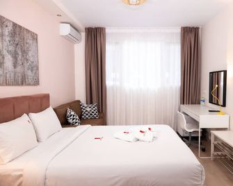 City Plaza Apartments & Rooms - Thessaloniki