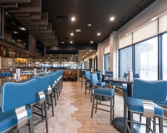 Sandman Signature Dartmouth Hotel & Suites - Halifax - Bar