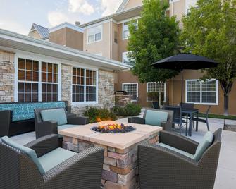 Residence Inn by Marriott Albuquerque North - Albuquerque - Patio