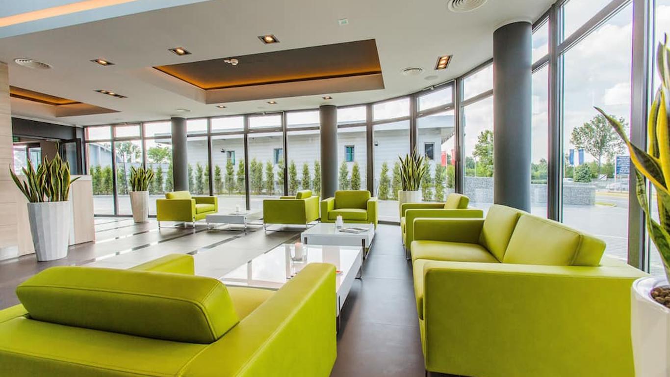 Hotel Astone Conference & Spa
