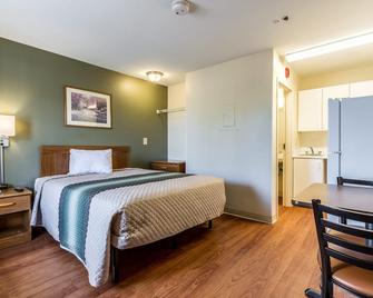 ستوديو 51 إكستنديد ستاي هوتل - فينيكس - غرفة نوم