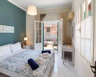 Paola's Full Sea View House - Gaios - Schlafzimmer