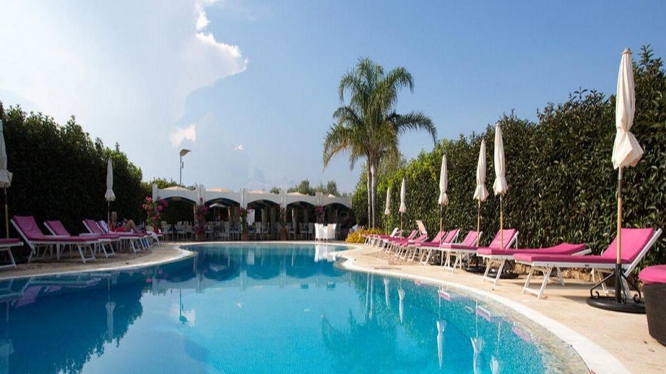 تشارم هوتل فيلا برينسيب دي فيتاليا