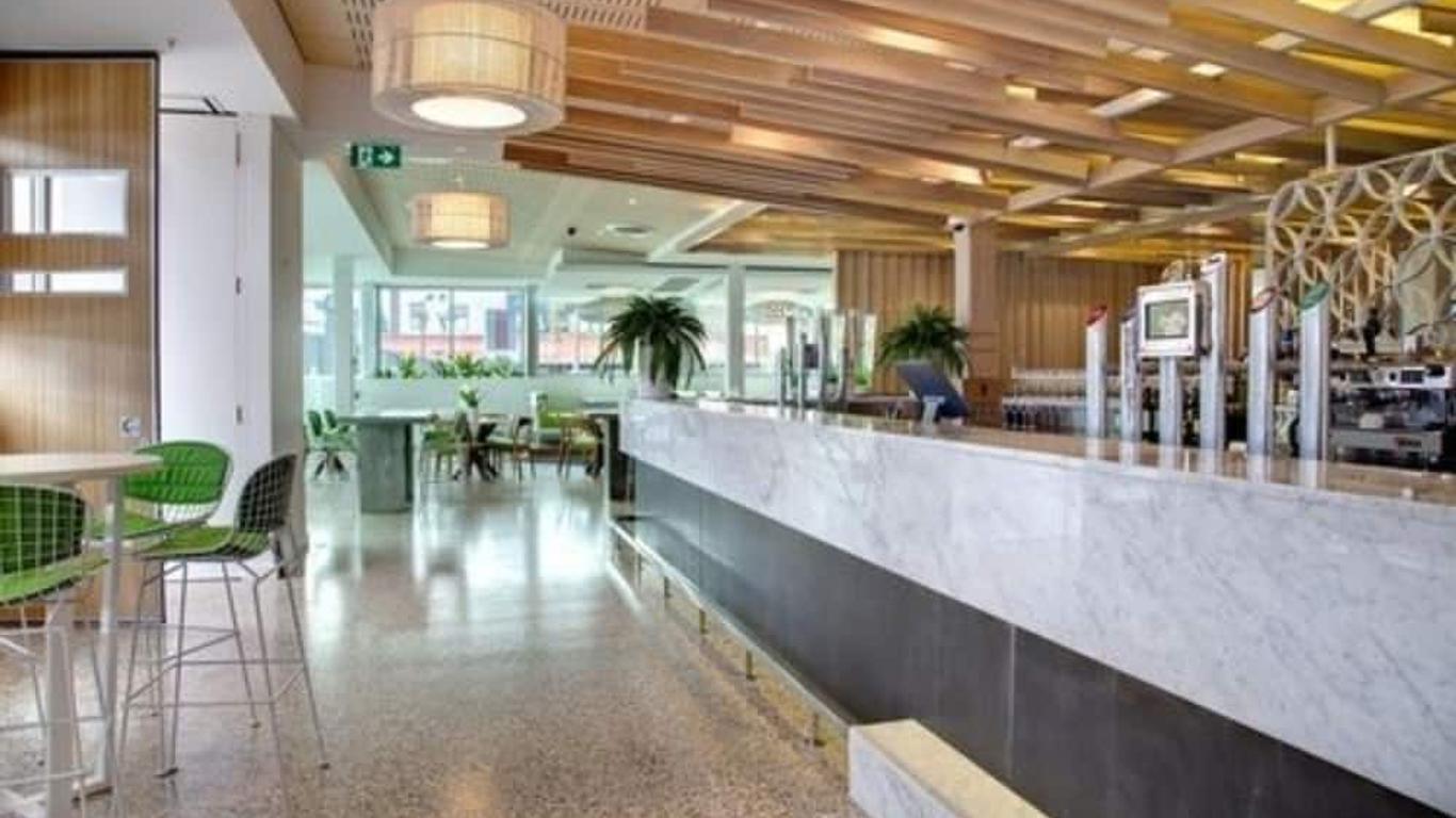 ووكرز آرمز هوتل