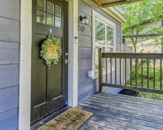Walk to OU campus! Cozy Norman Bungalow - Norman - Outdoor view