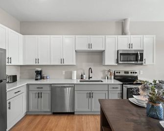 Charming 1bdr | Cleveland Clinic | Free Garage - Cleveland - Cocina