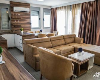 Hotel Mediterraneo Liman - Ulcinj - Living room