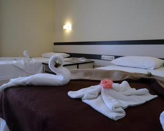 Aybel Inn- Hotel - Göynük - Chambre