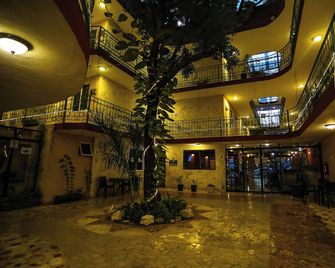 Hotel Santa Maria - Cancún - Hành lang