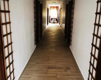 Casa De Vacanta Predeal - Timisu de sus - Hallway