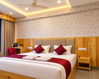 Hotel Omtel, Devgad - Devgad - Bedroom