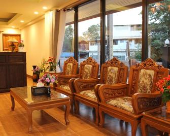 Nanbaankhun Hotel - Nan - Lobby