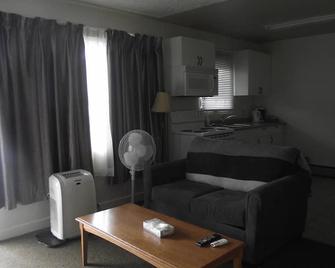 Stratford Motel - Whitehorse - Wohnzimmer