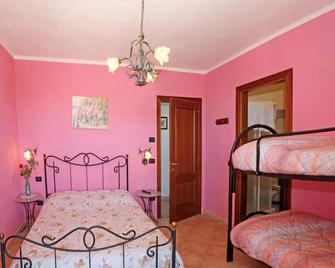 Agriturismo Al Brich - Monforte d'Alba - Bedroom