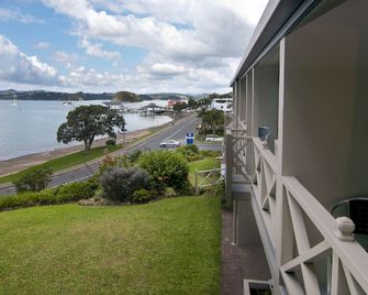 Breakwater Motel - Paihia - Balcony