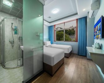 Zhongxin Hotel (Central Hospital Branch) - Lishui - Habitación