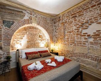 Verona Romana Apartments - Verona - Bedroom