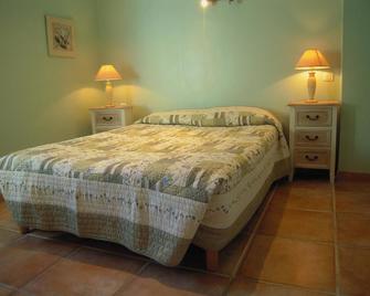 Hotel Princesse D'Azur - Sainte-Maxime - Makuuhuone