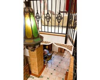 La Casa Verda, is a Rural Suite, completely restored and decorated in Arabic style. - Sella - Stairs
