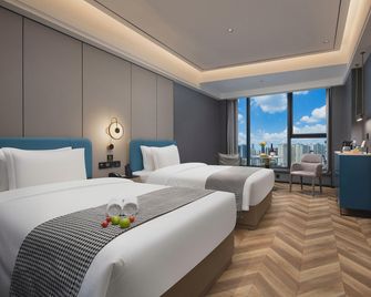 Mr. Whale Hotel - Changsha - Bedroom