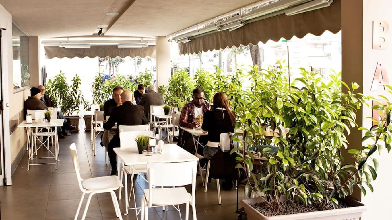 Stelle Hotel The Businest