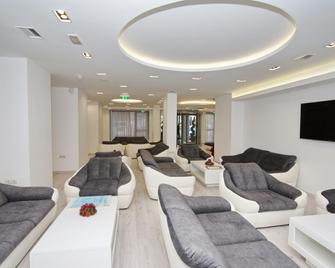 보스 부티크 아테네 - 아테네 - 로비