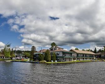 Gauthier's Saranac Lake Inn - Saranac Lake - Building