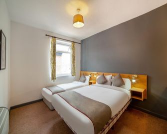 Alumhurst Hotel - Blackpool - Bedroom