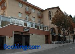 Hotel Tres Arcos - San Lorenzo de El Escorial - Gebouw