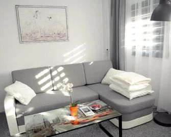 Work & Sleep - Piaseczno - Pokój dzienny