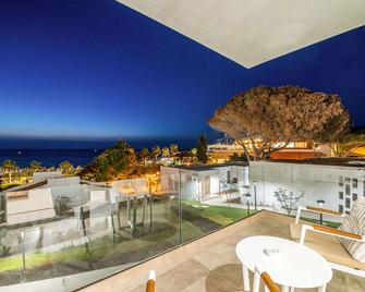 Acapulco Resort Convention Spa Hotel - Kyrenia - Schlafzimmer