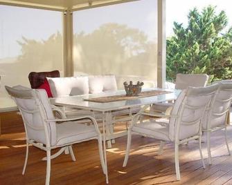 Southwyd - Port Hughes - Port Hughes - Patio