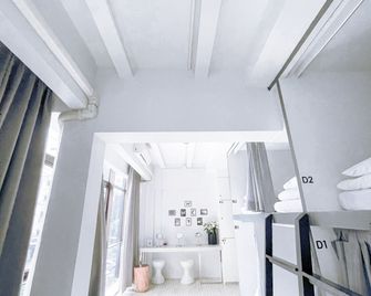 3Howw Hostel at Sukhumvit 21 - Bangkok