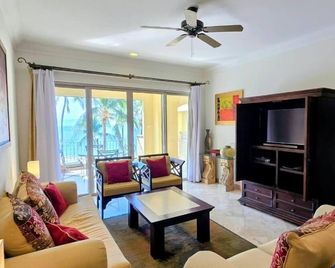 Ocean Front 2 Br Luxury Villa in Villa La Estancia - Nuevo Vallarta