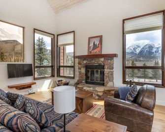 Free Ski Shuttle, Cozy Condo, Hot Tub, Pool! - Rico - Sala de estar