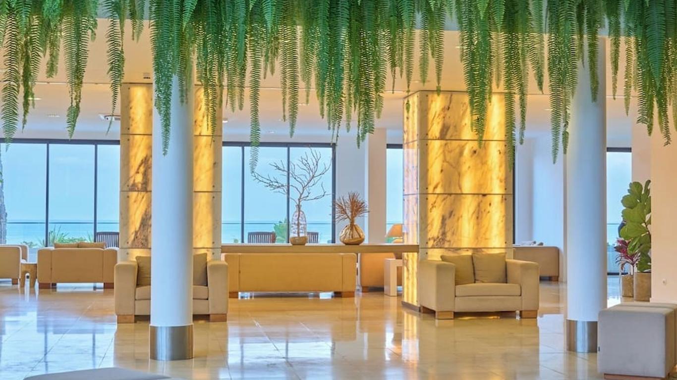 Caloura Hotel Resort
