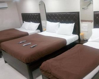 Hotel Qamar - Bombay - Habitación