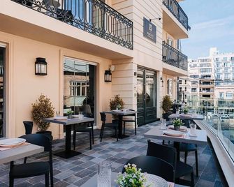 123 Mainstreet Boutique Hotel - San Julián - Balcón
