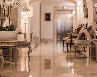 Osborne Hotel - La Valletta - Vestíbul