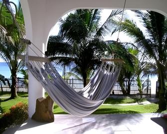 Phaidon Beach Resort - Pandan - Patio