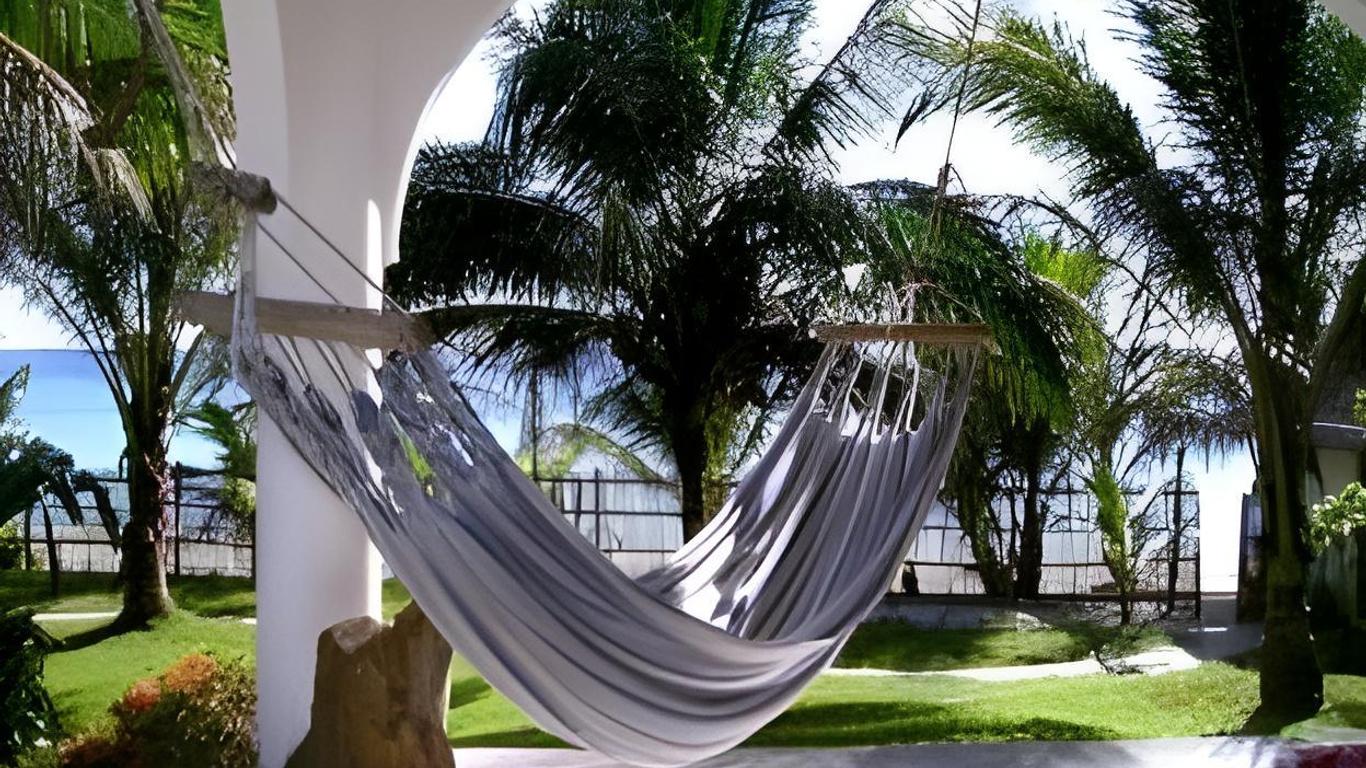 Phaidon Beach Resort