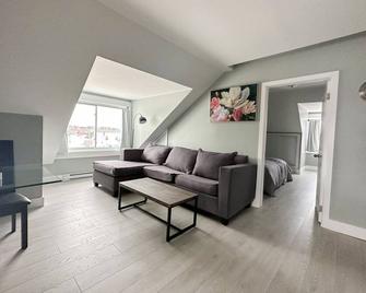 Unique Modern Luxury 2 Bedroom Apartment - Chapleau - Sala de estar
