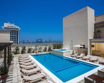 Fiesta Inn Veracruz Malecon - ורה קרוז - בריכה