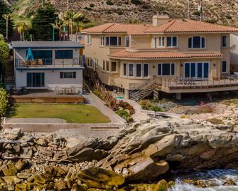 Seascape by Paradise Retreats - Ventura