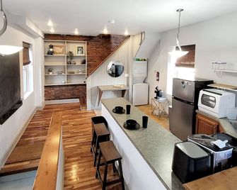 Loft Apartment in Heart of Yuengling Downtown! - Pottsville - Keuken