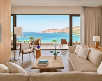 The Bodrum EDITION - Bodrum - Living room