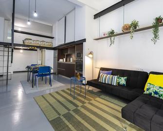 M Fov16be2 Acogedor Apartamento con Estilo Indust - Madrid - Sala