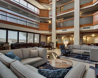 Drury Inn & Suites San Antonio Northwest Medical Center - San Antonio - Lobby