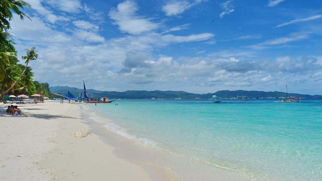 Red Coconut Beach Hotel Boracay